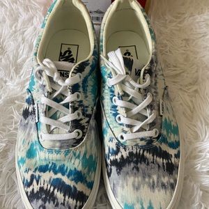 Vans multi color women’s size 9 like new only worn once
